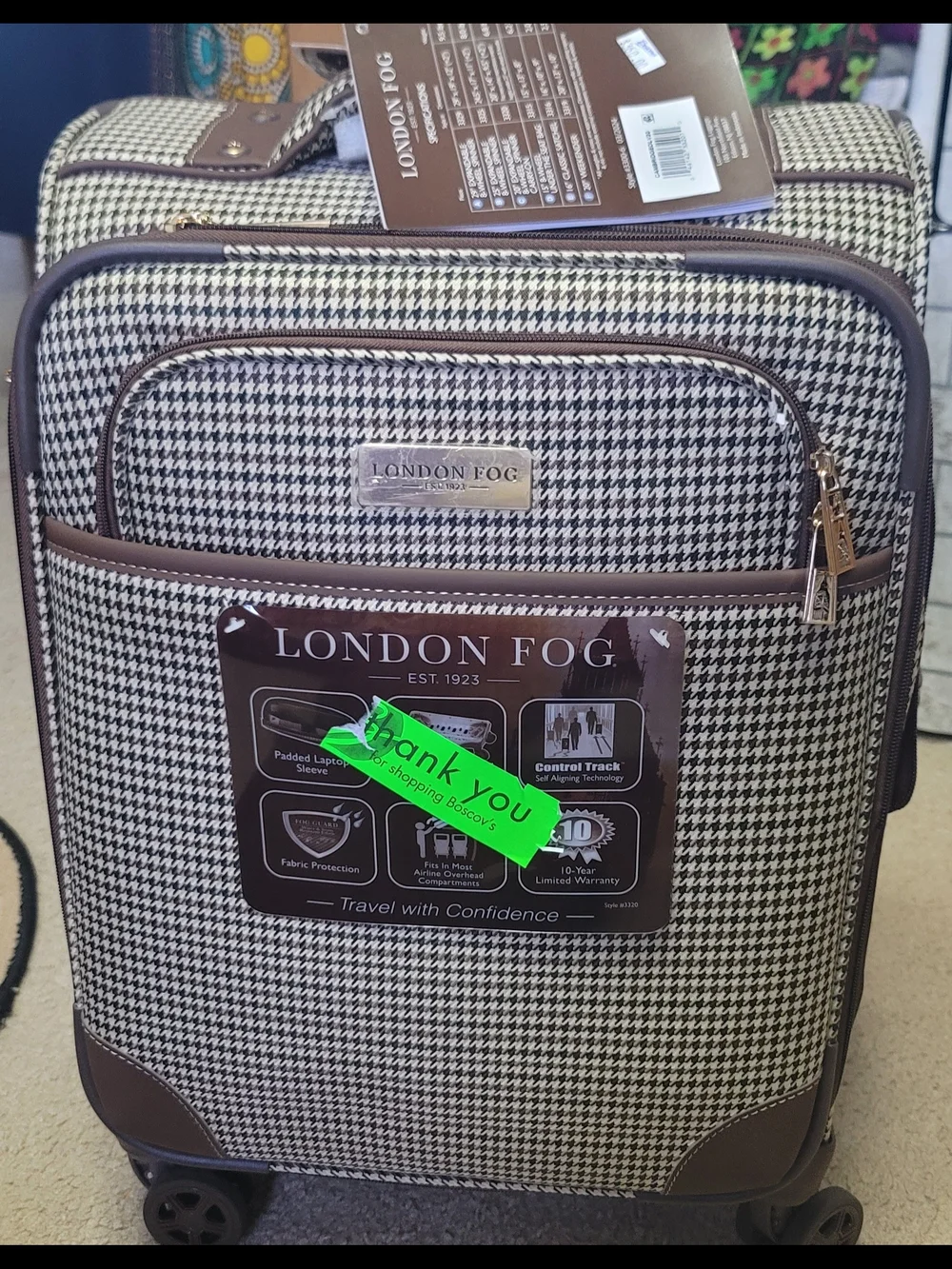 20' Expandable Spinner Carry-on London Fog